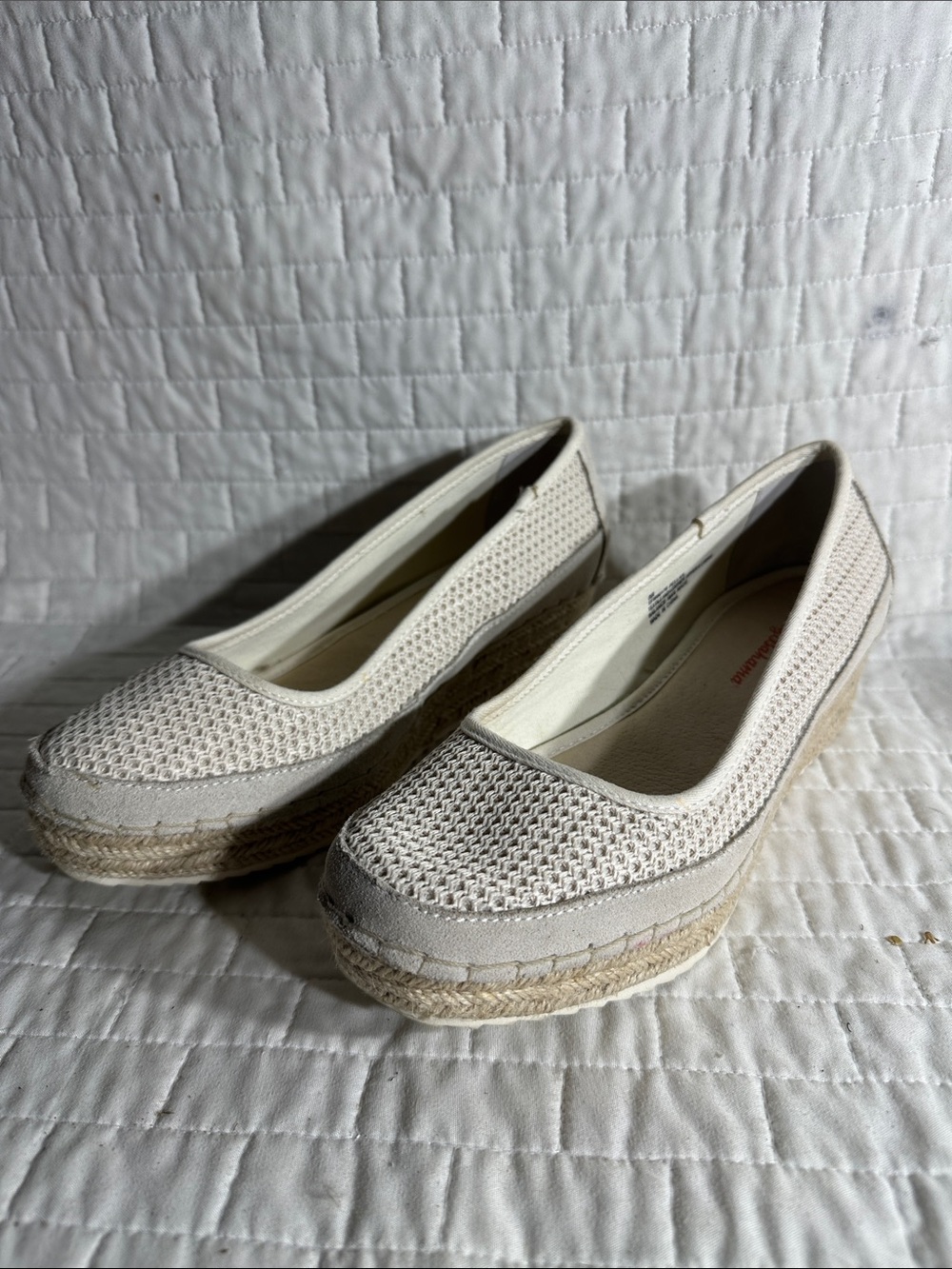 Tommy Bahama Bellah Women’s Cream Woven Espadrille Platform Flats